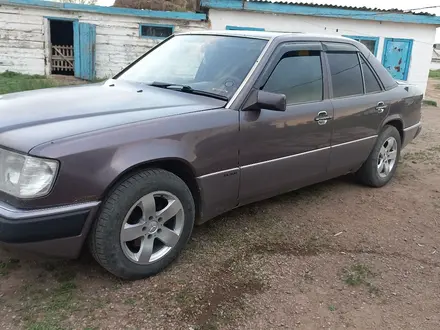 Mercedes-Benz E 230 1991 годаүшін1 800 000 тг. в Семей