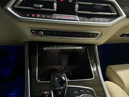 BMW X5 2021 года за 42 000 000 тг. в Алматы – фото 9