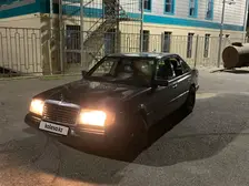 Mercedes-Benz E-Class, 1991