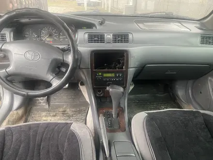 Toyota Camry 2001 года за 2 800 000 тг. в Тараз – фото 18