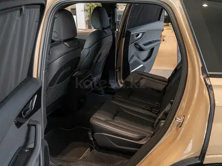 Audi Q7 55 TFSI 2025 года за 52 950 000 тг. в Костанай – фото 12