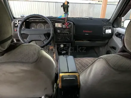 Volkswagen Passat 1991 года за 1 850 000 тг. в Кызылорда – фото 10