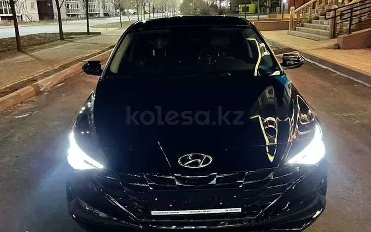 Hyundai Elantra 2022 года за 15 800 тг. в Уральск