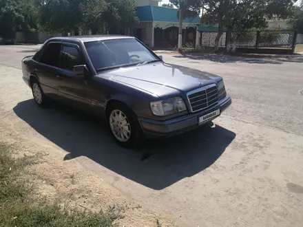 Mercedes-Benz E 200 1994 года за 4 300 000 тг. в Кызылорда – фото 2