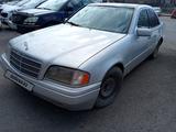 Mercedes-Benz C 180 1996 года за 1 350 000 тг. в Астана – фото 2