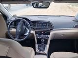 Hyundai Elantra 2020 года за 6 500 000 тг. в Атырау