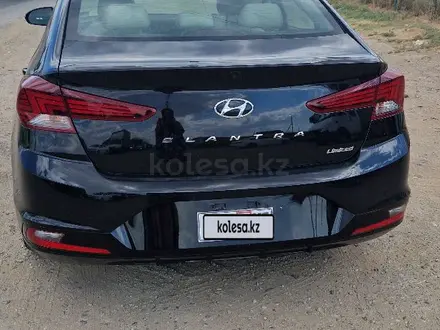 Hyundai Elantra 2020 года за 6 500 000 тг. в Атырау – фото 6