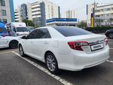 Toyota Camry 2014 года за 10 500 000 тг. в Тараз – фото 2