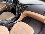 Hyundai Sonata 2013 года за 4 200 000 тг. в Актобе – фото 3