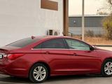 Hyundai Sonata 2013 года за 4 200 000 тг. в Актобе – фото 4