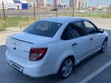 ВАЗ (Lada) Granta 2190 2017 года за 2 400 000 тг. в Астана