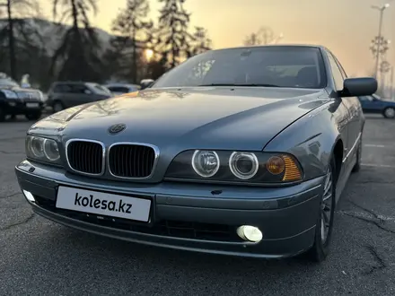 BMW 525 2001 года за 3 900 000 тг. в Алматы