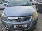 Opel Zafira 2010 года за 3 700 000 тг. в Алматы – фото 3