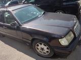 Mercedes-Benz E 230 1986 годаүшін1 000 000 тг. в Алматы – фото 3