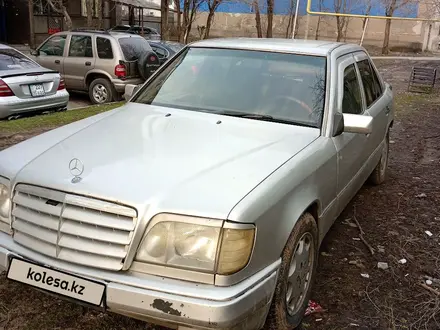 Mercedes-Benz E 200 1993 года за 1 300 000 тг. в Каскелен – фото 3