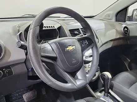 Chevrolet Aveo 2014 года за 4 230 000 тг. в Усть-Каменогорск – фото 12