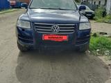 Volkswagen Touareg 2006 года за 3 500 000 тг. в Актобе – фото 2