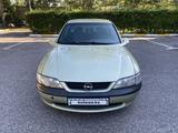 Opel Vectra 1996 года за 750 000 тг. в Караганда – фото 2