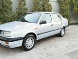 Volkswagen Vento 1995 года за 2 100 000 тг. в Тараз – фото 5