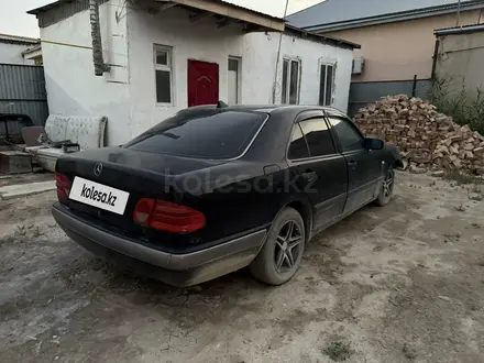 Mercedes-Benz E 280 1996 года за 1 100 000 тг. в Кызылорда – фото 10