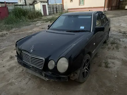 Mercedes-Benz E 280 1996 года за 1 100 000 тг. в Кызылорда – фото 4