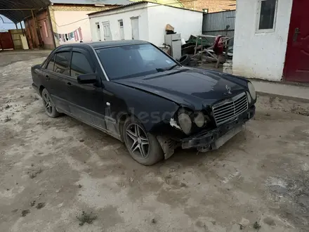 Mercedes-Benz E 280 1996 года за 1 100 000 тг. в Кызылорда – фото 5