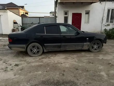 Mercedes-Benz E 280 1996 года за 1 100 000 тг. в Кызылорда – фото 9