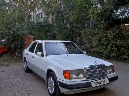 Mercedes-Benz E 230 1991 года за 2 800 000 тг. в Усть-Каменогорск – фото 8