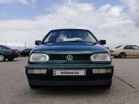 Volkswagen Golf 1996 годаүшін1 900 000 тг. в Тараз