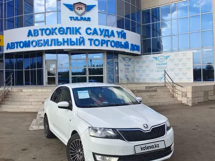 Skoda Rapid 2015 года за 5 650 000 тг. в Уральск – фото 2