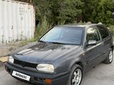 Volkswagen Golf 1994 года за 800 000 тг. в Караганда – фото 2
