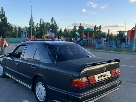Mercedes-Benz E 230 1985 года за 1 500 000 тг. в Лисаковск – фото 3