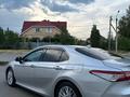 Toyota Camry 2018 года за 13 000 000 тг. в Костанай – фото 13