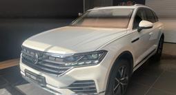 Volkswagen Touareg 2021 года за 29 000 000 тг. в Алматы – фото 3