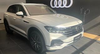 Volkswagen Touareg 2021 года за 29 000 000 тг. в Алматы