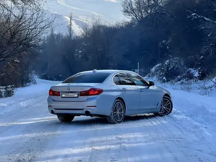 BMW 530 2017 года за 18 000 000 тг. в Алматы – фото 4