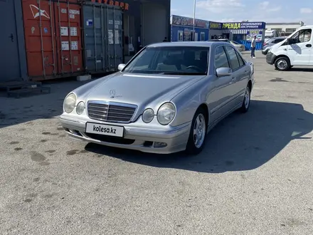 Mercedes-Benz E 240 1999 года за 5 300 000 тг. в Кызылорда – фото 16