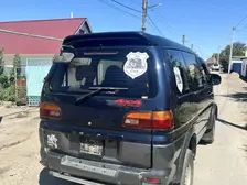 Mitsubishi Delica, 1995