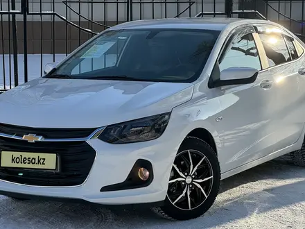 Chevrolet Onix 2022 года за 8 250 000 тг. в Семей