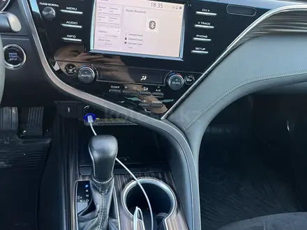 Toyota Camry 2019 года за 13 500 000 тг. в Шымкент – фото 15
