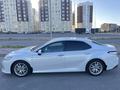 Toyota Camry 2019 года за 13 500 000 тг. в Шымкент – фото 4