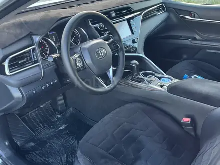 Toyota Camry 2019 года за 13 500 000 тг. в Шымкент – фото 7