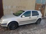 Volkswagen Golf 2002 года за 2 900 000 тг. в Астана – фото 2