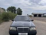 Mercedes-Benz C 220 1994 годаүшін750 000 тг. в Астана – фото 2