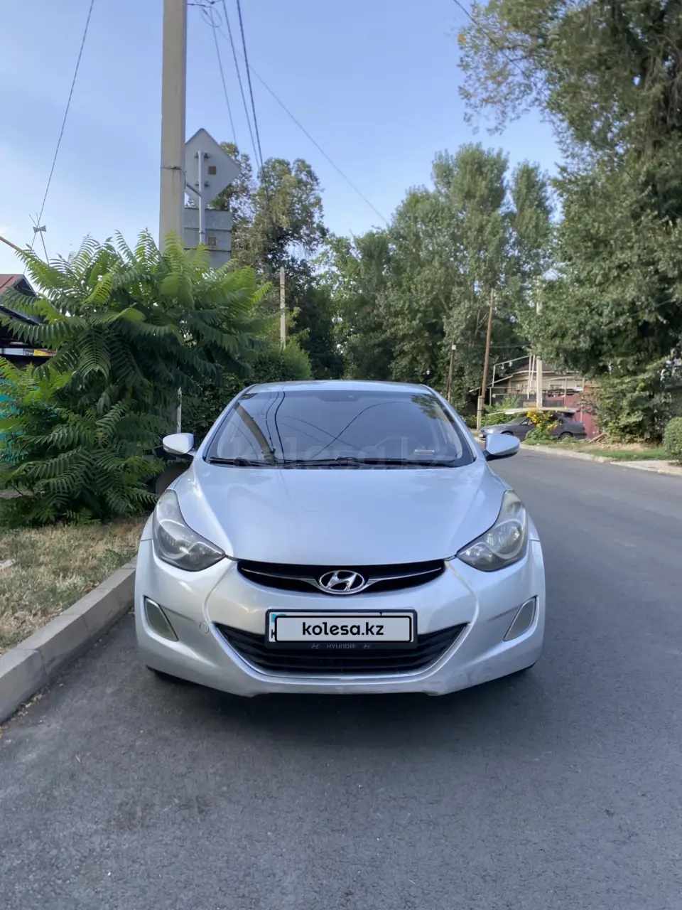 Hyundai Elantra, 2011