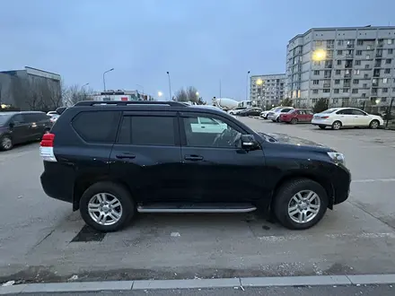 Toyota Land Cruiser Prado 2011 года за 11 500 000 тг. в Алматы – фото 2