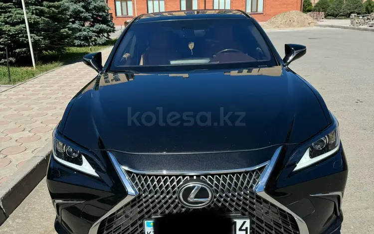 Lexus ES 250 2018 годаүшін18 500 000 тг. в Павлодар