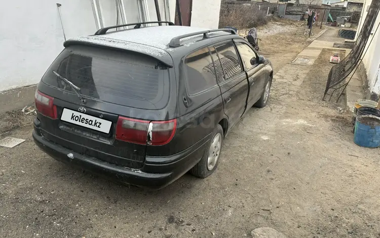Toyota Caldina 1995 года за 1 641 000 тг. в Семей