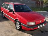 Volkswagen Passat 1993 годаүшін1 300 000 тг. в Усть-Каменогорск – фото 4