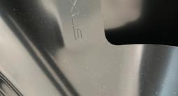 Капот на Lexus RX 350 за 10 000 тг. в Алматы – фото 4